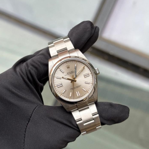 Rolex Oyster Perpetual 31 – Trẻ trung, tối giản nhưng đầy cá tính