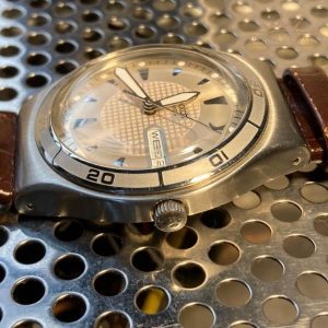 Đồng hồ Swatch Swiss Made V8